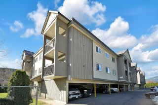 Photo 1: 233 1783 AGASSIZ-ROSEDALE NO 9 Highway: Agassiz Condo for sale in "Northgate" : MLS®# R2877831