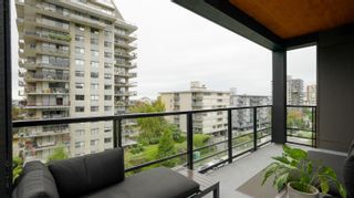 Photo 16: 401 108 E 8TH Street in North Vancouver: Central Lonsdale Condo for sale in "CREST" : MLS®# R2816873