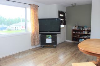 Photo 3: 10 FINLAY FORKS Crescent in Mackenzie: Mackenzie -Town House for sale : MLS®# R2781549