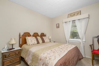 Photo 12: 831 EDGAR Avenue in Coquitlam: Coquitlam West House for sale : MLS®# R2701904