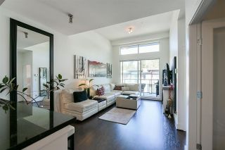 Photo 3: 403 7428 BYRNEPARK Walk in Burnaby: South Slope Condo for sale in "Green" (Burnaby South)  : MLS®# R2163643