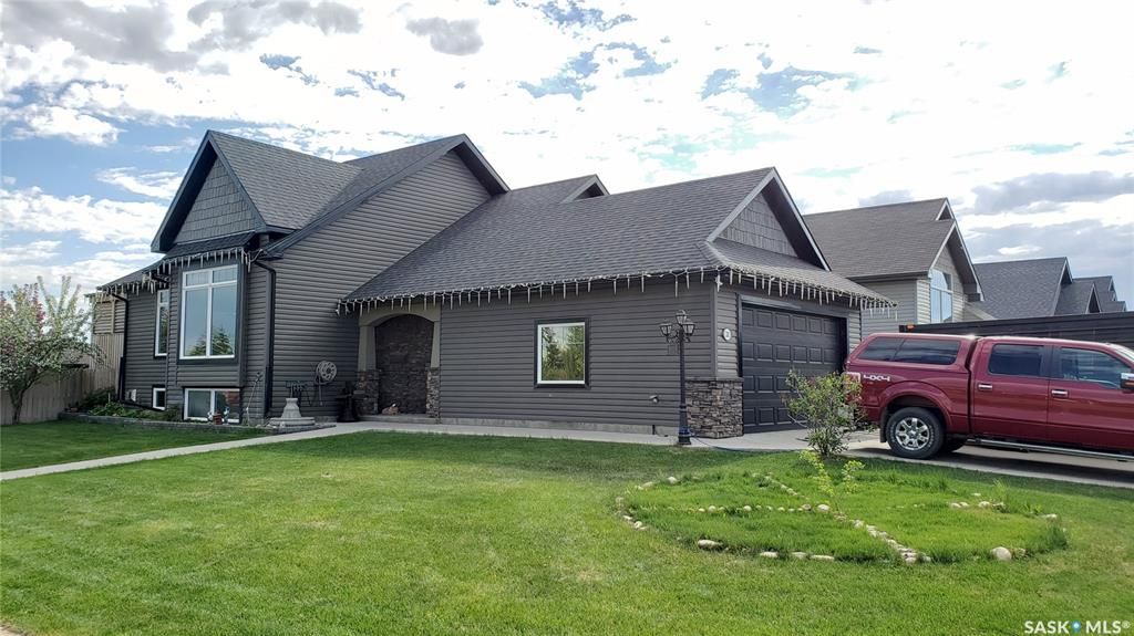 Main Photo: 201 15th Street in Battleford: Residential for sale : MLS®# SK896270