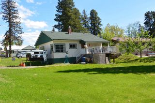 Photo 4: 3895 NINTH Avenue in Smithers: Smithers - Town House for sale in "Hill section" (Smithers And Area)  : MLS®# R2698302