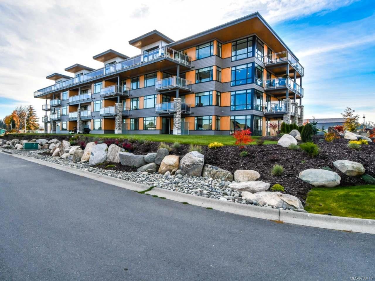 Main Photo: 305 2777 North Beach Dr in CAMPBELL RIVER: CR Campbell River North Condo for sale (Campbell River)  : MLS®# 799117