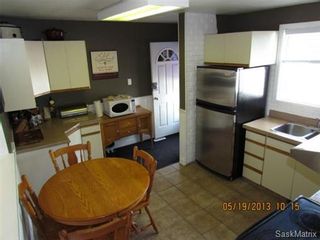 Photo 7: 166 FORSYTH Crescent in Regina: Normanview Single Family Dwelling for sale (Regina Area 02)  : MLS®# 463164