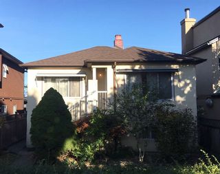 Photo 1: 1018 LILLOOET Street in Vancouver: Renfrew VE House for sale (Vancouver East)  : MLS®# R2202863