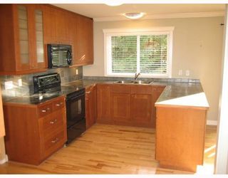 Photo 3: 2534 JURA Crescent in Squamish: Garibaldi Highlands House for sale : MLS®# V704020