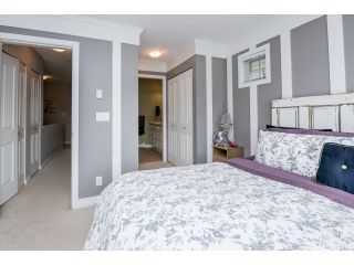 Photo 11: 63 4401 BLAUSON Boulevard in Abbotsford: Abbotsford East Townhouse for sale in "Sage at Auguston" : MLS®# R2061479