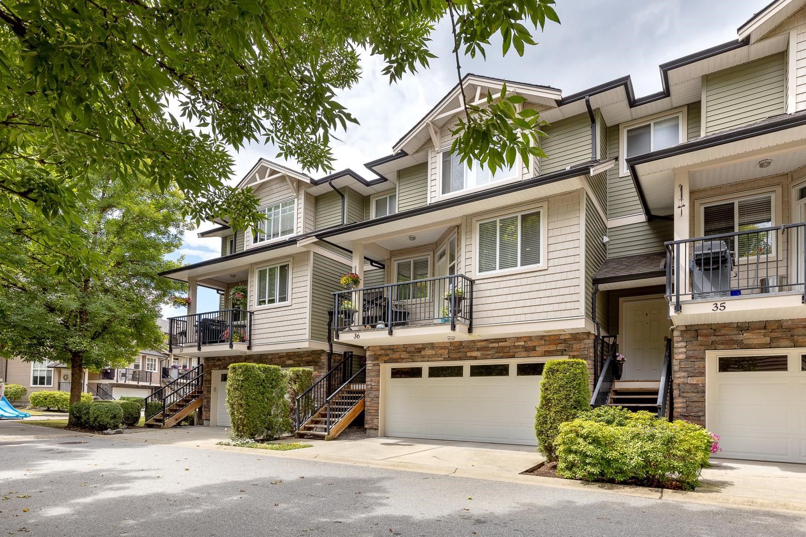 Main Photo: 36 11720 COTTONWOOD Drive in Maple Ridge: Cottonwood MR Townhouse for sale in "COTTONWOOD GREEN" : MLS®# R2802204