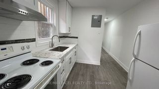 Photo 2: Upper 471 Danforth Avenue in Toronto: North Riverdale House (Apartment) for lease (Toronto E01)  : MLS®# E8269526