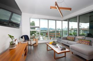Photo 5: 402 1819 W 5TH Avenue in Vancouver: Kitsilano Condo for sale in "West Five" (Vancouver West)  : MLS®# R2760452