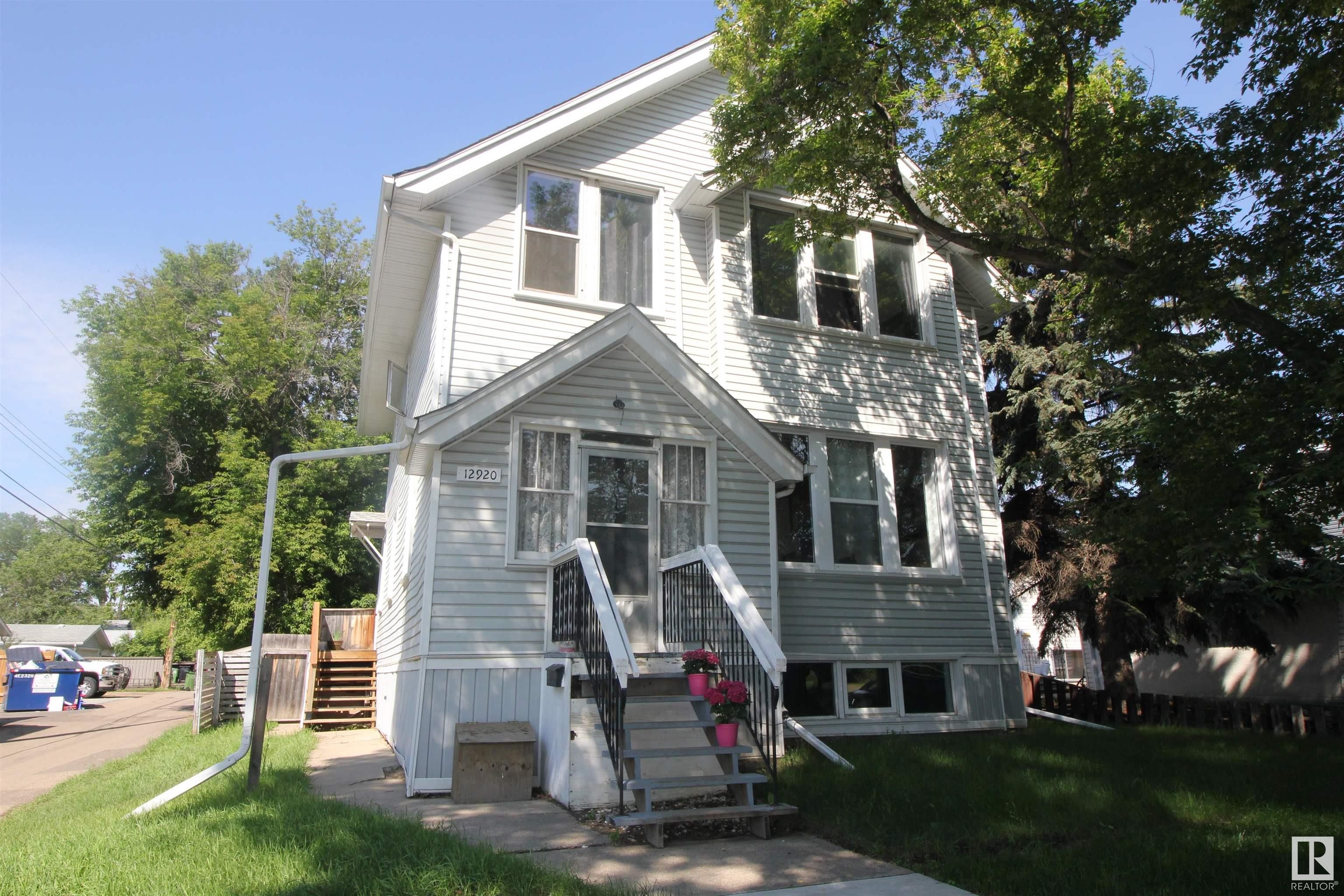 Main Photo: 12920 116 Street in Edmonton: Zone 01 House for sale : MLS®# E4304266