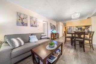 Photo 1: 702 6611 COONEY Road in Richmond: Brighouse Condo for sale : MLS®# R2864955