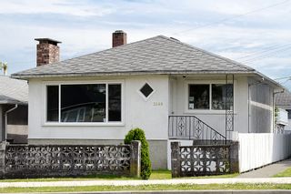 Photo 1: 3348 Napier Street in Vancouver: Home for sale : MLS®# V899569