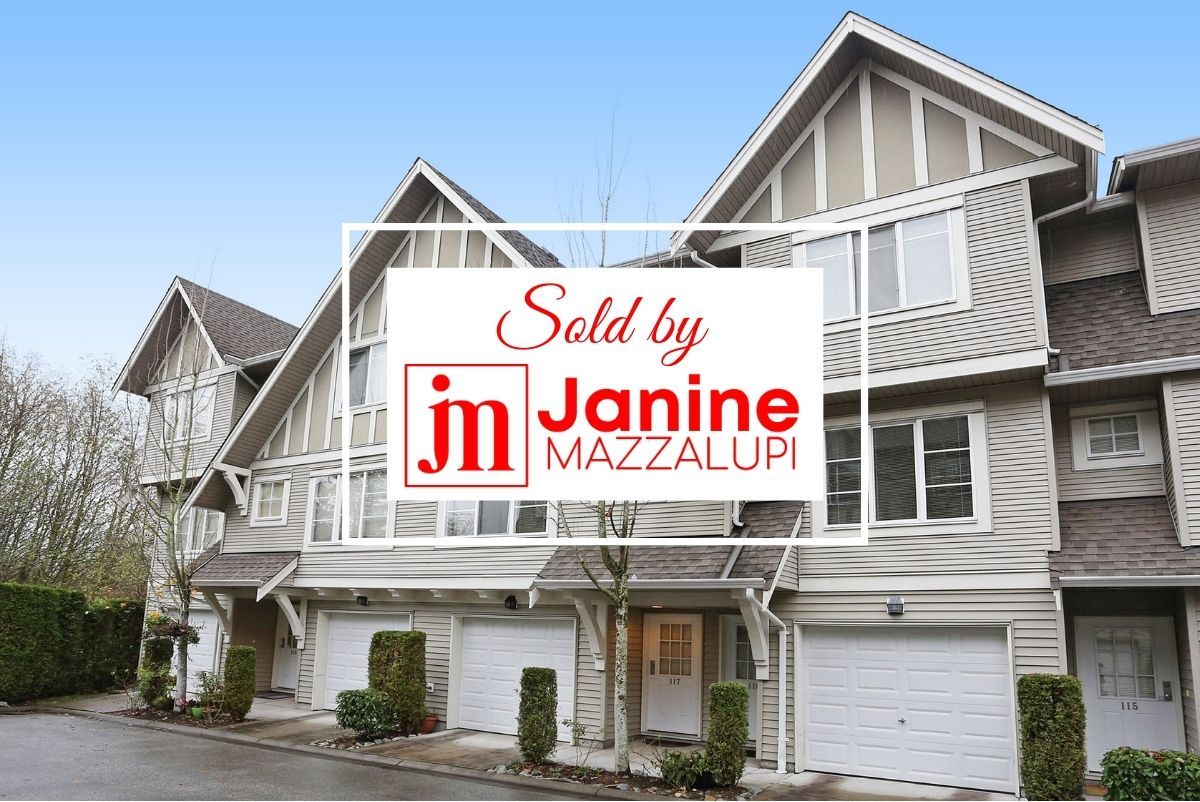 Main Photo: 117 15175 62A Avenue in Surrey: Sullivan Station Townhouse for sale in "BROOKLANDS" : MLS®# R2121725