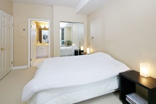 Photo 13: 212 5835 HAMPTON Place in Vancouver: University VW Condo for sale in "St. James" (Vancouver West)  : MLS®# R2037637