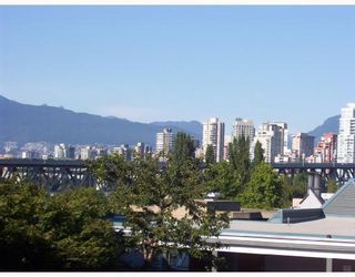 Photo 1: 201 1345 W 4TH Avenue in Vancouver: False Creek Condo for sale in "GRANVILLE ISLAND VILLAGE" (Vancouver West)  : MLS®# V732056
