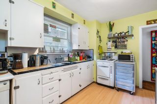Photo 10: 676 E 22ND Avenue in Vancouver: Fraser VE House for sale (Vancouver East)  : MLS®# R2728069