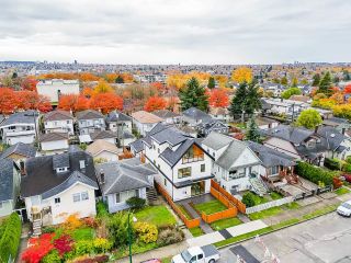 Photo 34: 3566 TRIUMPH Street in Vancouver: Hastings Sunrise 1/2 Duplex for sale (Vancouver East)  : MLS®# R2860891