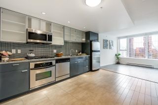 Photo 4: 1207 33 SMITHE Street in Vancouver: Yaletown Condo for sale (Vancouver West)  : MLS®# R2851044