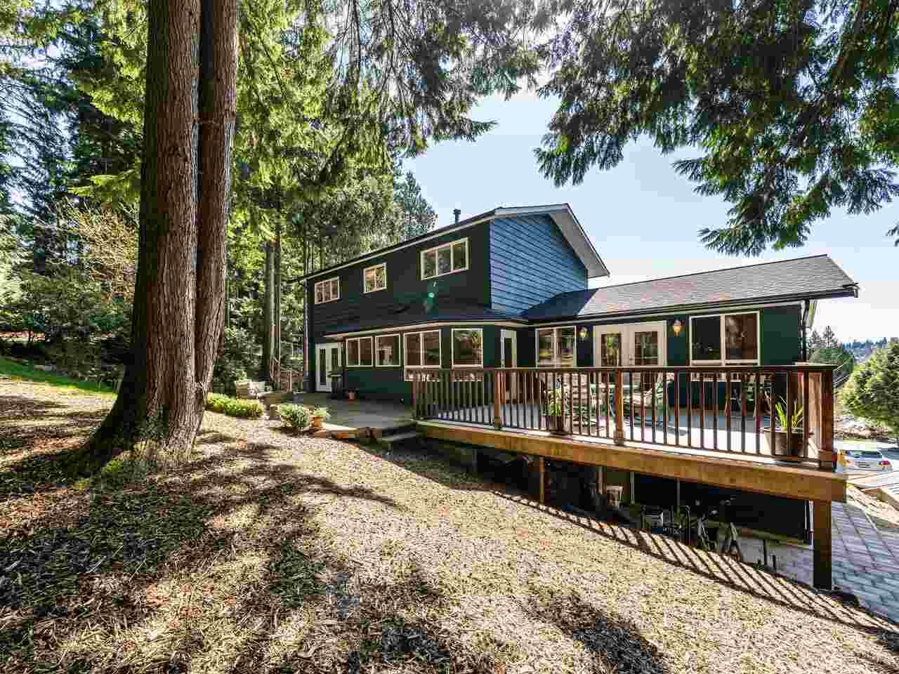 Main Photo: 15 MCNAIR BAY in : Barber Street House for sale (Port Moody)  : MLS®# R2566306
