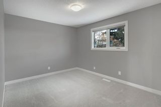 Photo 19: 4323 47 Street SW in Calgary: Glamorgan Detached for sale : MLS®# A2037630