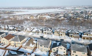 Photo 43: 53 Oak Lawn Road in Winnipeg: Bridgwater Forest Residential for sale (1R)  : MLS®# 202305219