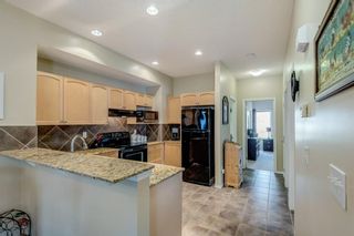 Photo 12: 559 East Lakeview Place: Chestermere Semi Detached for sale : MLS®# A1104161