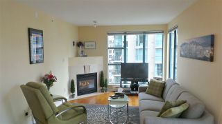 Photo 2: 2202 939 HOMER STREET in Vancouver: Yaletown Condo for sale (Vancouver West)  : MLS®# R2150723