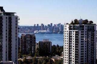 Photo 1: 1203 1515 EASTERN Avenue in North Vancouver: Central Lonsdale Condo for sale in "Eastern House" : MLS®# R2725782