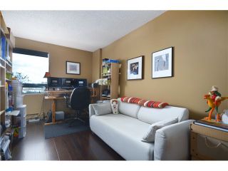 Photo 7: 408 1026 QUEENS Avenue in New Westminster: Uptown NW Condo for sale in "AMARA TERRACE" : MLS®# V1000368