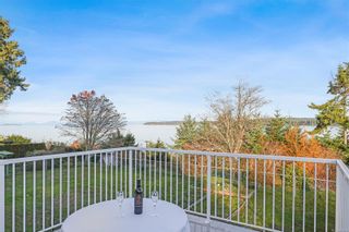Photo 11: 5936 Garvin Rd in Union Bay: CV Union Bay/Fanny Bay House for sale (Comox Valley)  : MLS®# 951914