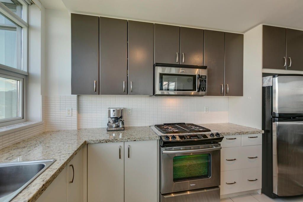 Photo 10: Photos: 1103 9188 UNIVERSITY Crescent in Burnaby: Simon Fraser Univer. Condo for sale in "ALTAIRE" (Burnaby North)  : MLS®# R2288582