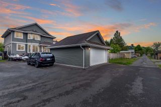 Photo 2: 34745 3RD Avenue in Abbotsford: Poplar House for sale in "HUNTINGDON VILLAGE" : MLS®# R2580704