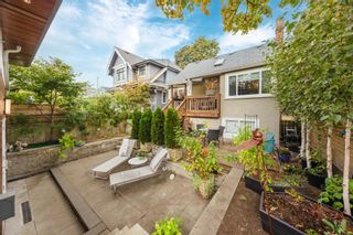 Main Photo: 72 W 20TH Avenue in Vancouver: Cambie House for sale (Vancouver West)  : MLS®# R2734628