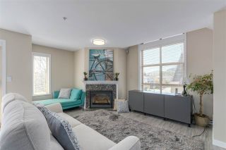 Photo 3: 18 2378 RINDALL AVENUE in Port Coquitlam: Central Pt Coquitlam Condo for sale : MLS®# R2262760
