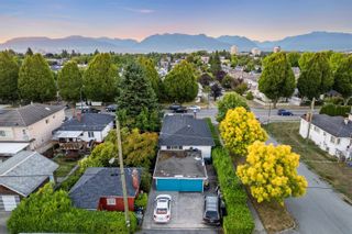 Photo 3: 1294 E 33RD Avenue in Vancouver: Knight House for sale (Vancouver East)  : MLS®# R2806241