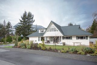 Photo 16: 40430 CHEAKAMUS Way in Squamish: Garibaldi Estates House for sale in "Garibaldi Estates" : MLS®# R2125463