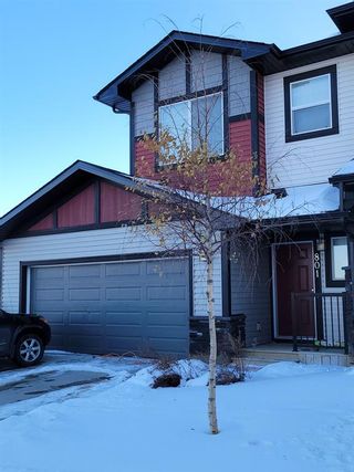 Photo 1: 801 Jumping Pound Common: Cochrane Row/Townhouse for sale : MLS®# A2012111