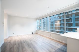 Photo 2: 814 1177 HORNBY Street in Vancouver: Downtown VW Condo for sale in "London Place" (Vancouver West)  : MLS®# R2869569