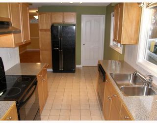 Photo 3: 11633 203RD Street in Maple_Ridge: Southwest Maple Ridge House for sale (Maple Ridge)  : MLS®# V682020