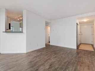 Photo 5: 2102 1331 ALBERNI Street in Vancouver: West End VW Condo for sale in "The Lions" (Vancouver West)  : MLS®# R2517604