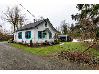 Photo 1: 28741 58 Avenue in Abbotsford: Bradner House for sale : MLS®# R2431337