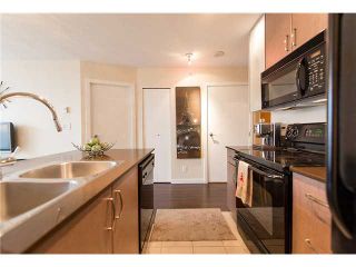 Photo 5: 2901 909 MAINLAND Street in Vancouver: Yaletown Condo for sale (Vancouver West)  : MLS®# V1098557