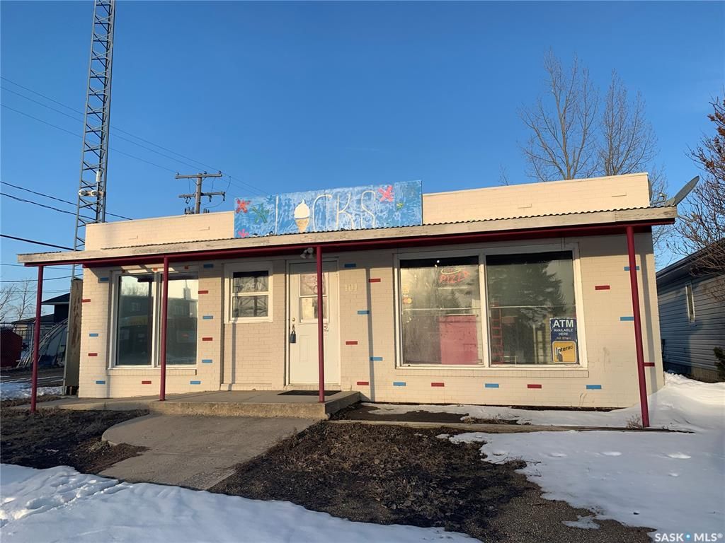 Main Photo: 101 Main Street in Balgonie: Commercial for sale : MLS®# SK916341