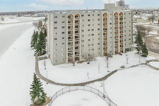 Photo 2: 405 3030 Pembina Highway in Winnipeg: Fort Richmond Condominium for sale (1K)  : MLS®# 202127805