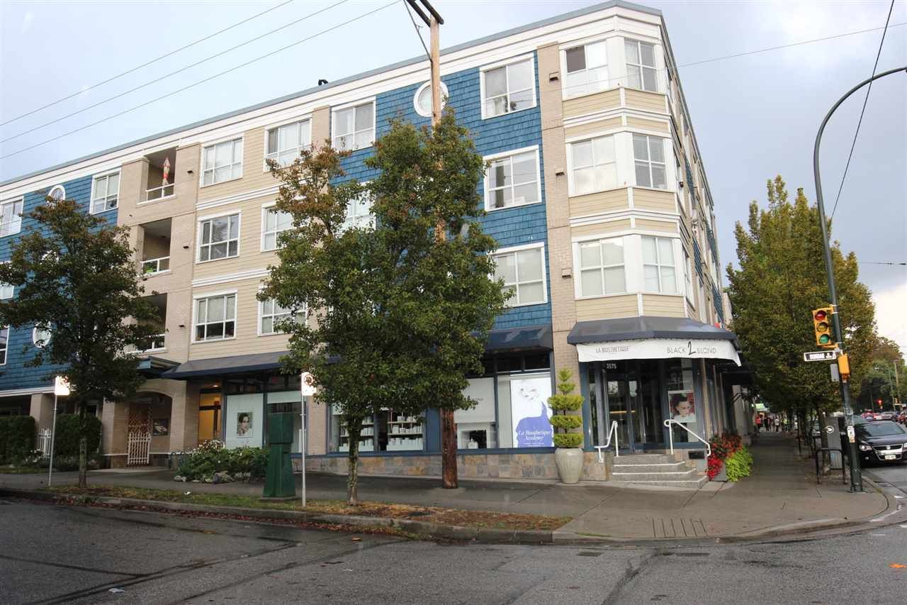 Main Photo: 302 1990 DUNBAR Street in Vancouver: Kitsilano Condo for sale (Vancouver West)  : MLS®# R2404650