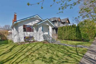 Photo 2: 3255 W 13TH Avenue in Vancouver: Kitsilano House for sale (Vancouver West)  : MLS®# R2567851