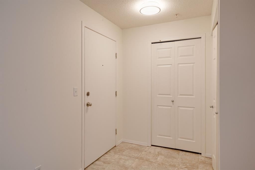 Photo 19: Photos: 4207 10 Prestwick Bay SE in Calgary: McKenzie Towne Apartment for sale : MLS®# A1168722