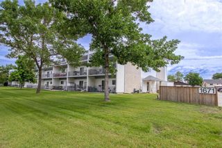 Photo 1: 304 1671 Plessis Road in Winnipeg: Lakeside Meadows Condominium for sale (3K)  : MLS®# 202215205